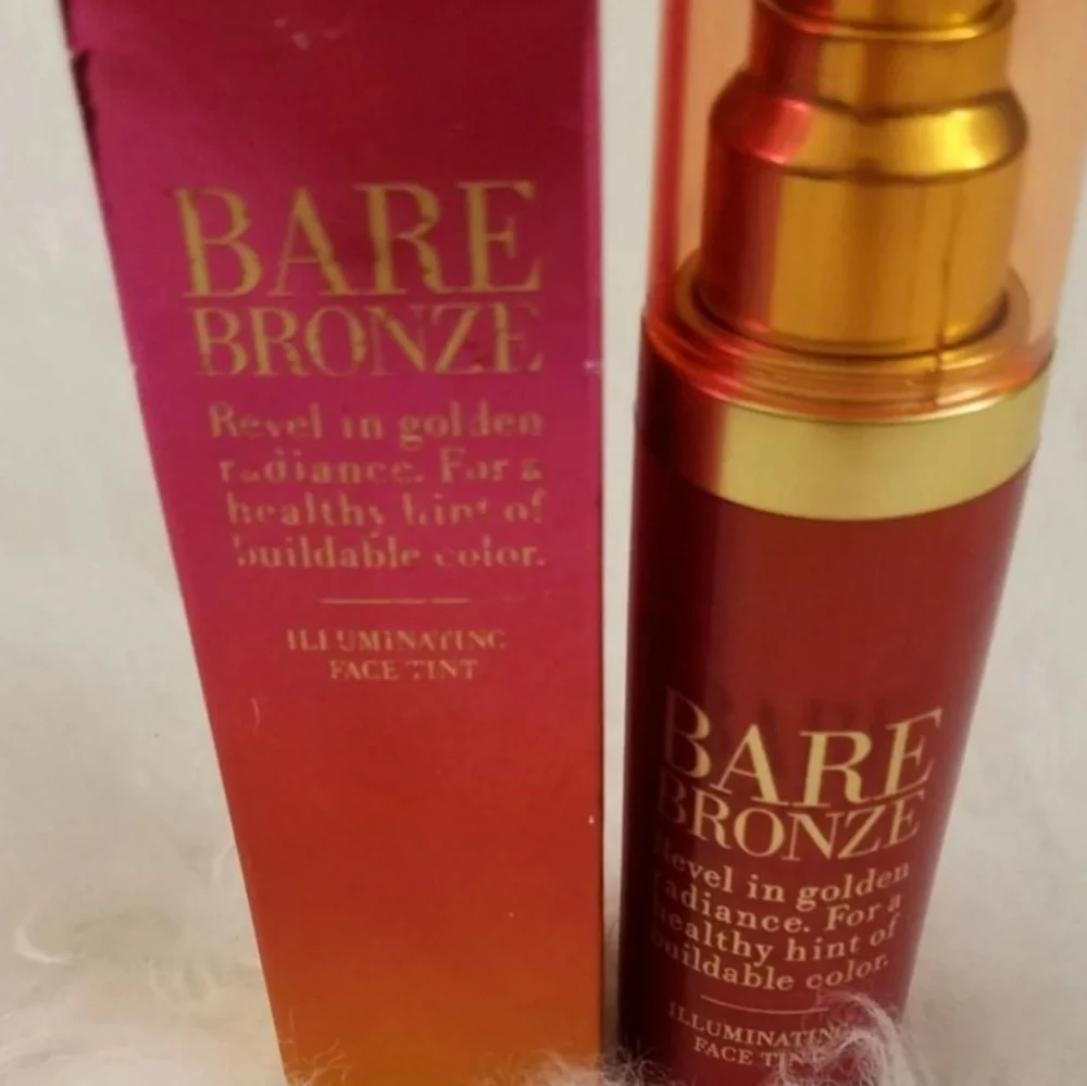 VS BARE BRONZE ILLUMINATING FACE TINT